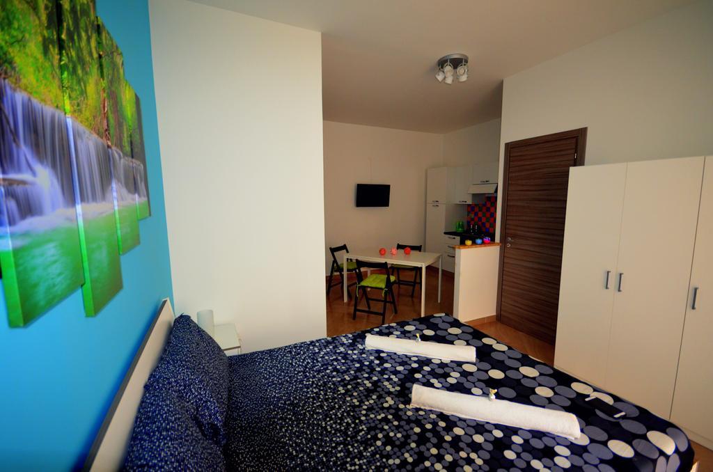 Naxos Sea Holiday Apartments Giardini Naxos Bagian luar foto