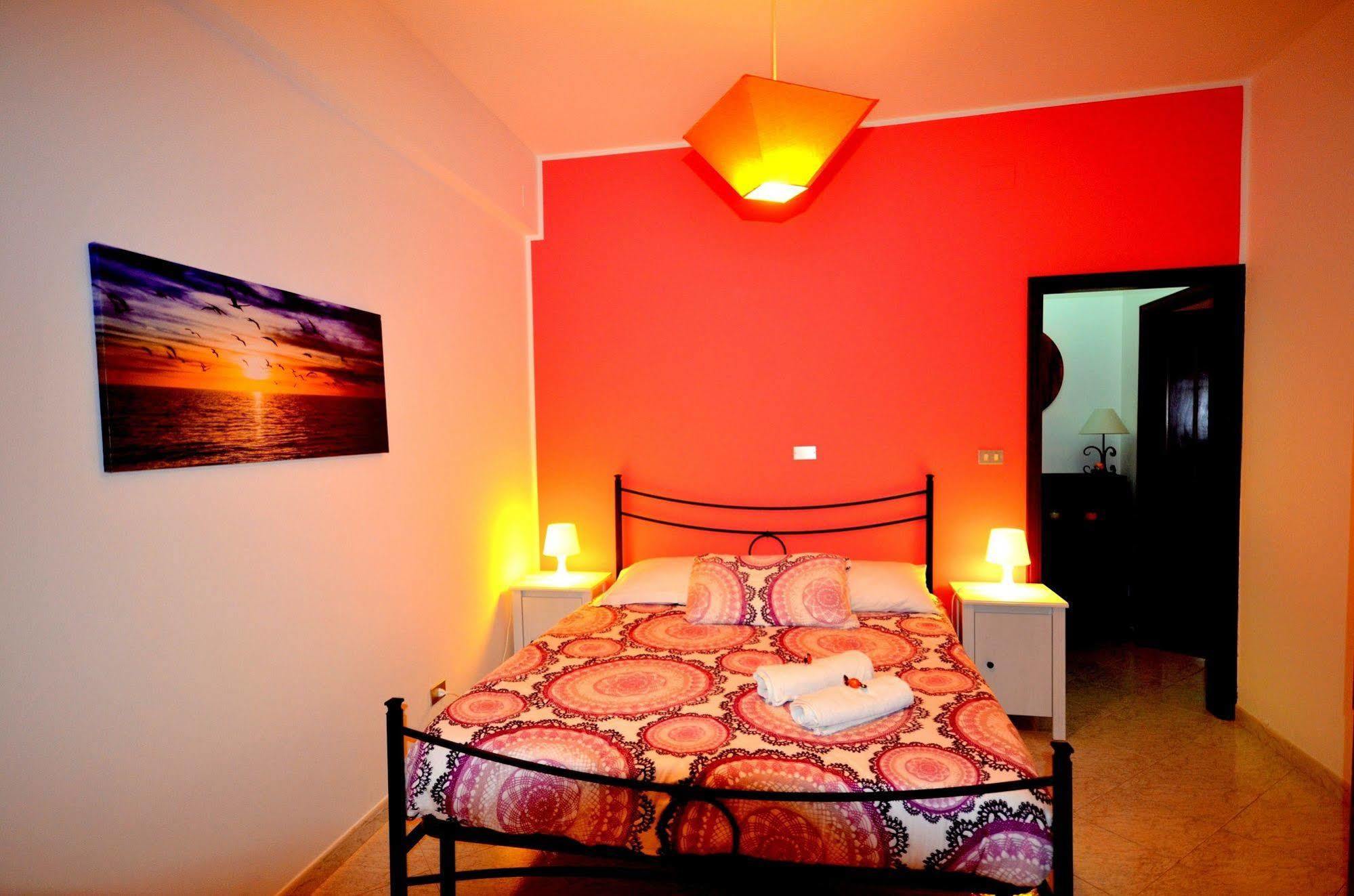 Naxos Sea Holiday Apartments Giardini Naxos Bagian luar foto